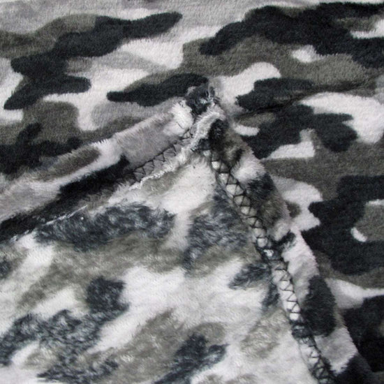 190GSM Boys Cool Ultra Soft Coral Fleece Throw 127 x 152cm Army Camouflage - Magdasmall