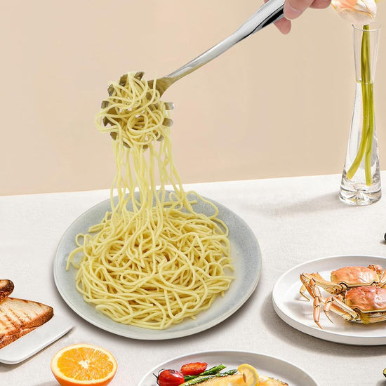 Spaghetti Spoon - Stainless Steel Pasta Spoon - Spaghetti Spoon - Pasta Spoon - User-friendly - Lightweight - Kitchen Utensil - Stainless Steel - Non-stick - Silver