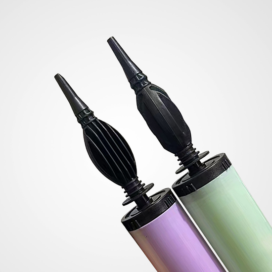 Hand-held balloon pump, macaron-colored plastic inflator, manual inflation tool specifically designed for party balloons; colors shipped at random