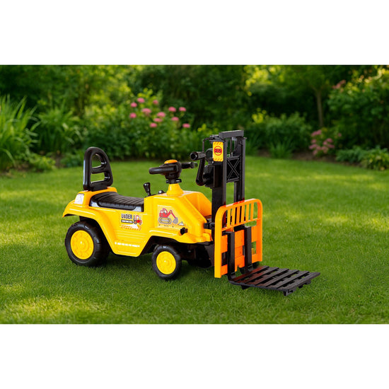 Kids Manual Forklift Ride-On with Working Mast Lift and Pallet