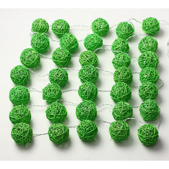 1 Set of Green 5cm Rattan Cane 20 Ball Battery Powered 3m String Lights Christmas Gift Home Wedding Party Bedroom Decoration Table Centrepiece