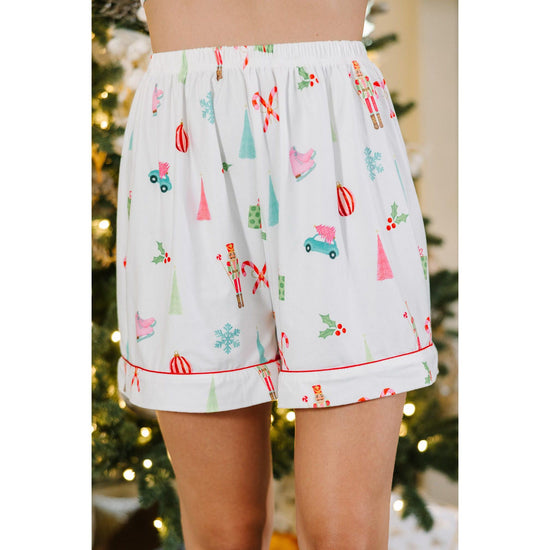 White Christmas Print Short Sleeve Shirt and Shorts Pajama Set - XL