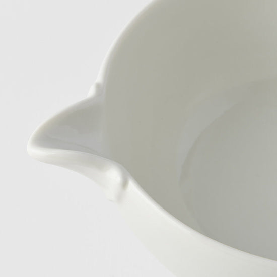 Pourer 12.5cm Ivory White Glaze