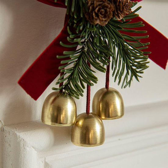Christmas Door Hanging Ornament with Pinecones, Bells, and Red Ribbon – 16x11cm Festive Decor(2 PCS))