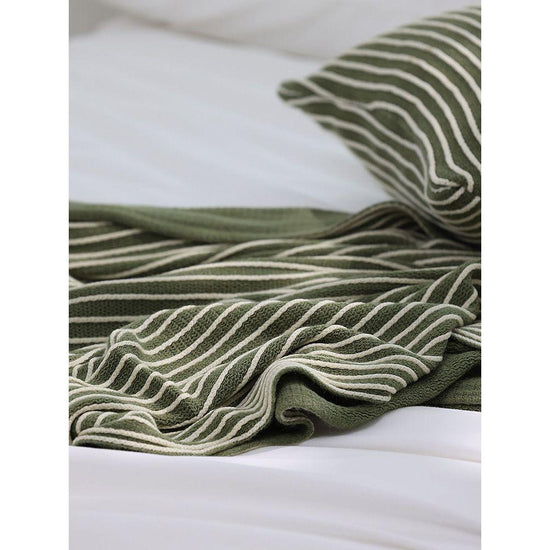 Green Cozy Knit Throw Blanket with Fringe - Stylish Striped Bed End Cover, 127x170CM