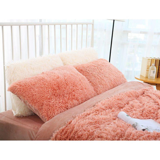 Light Orange Faux Fur Pillowcase Set - Crystal Velvet Plush Throw Pillow Covers, Bedding Accent (50x70cm, Pair)