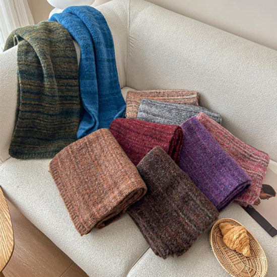 Green Vintage Wool-Blend Knit Scarf - Warm and Stylish for Men and Women