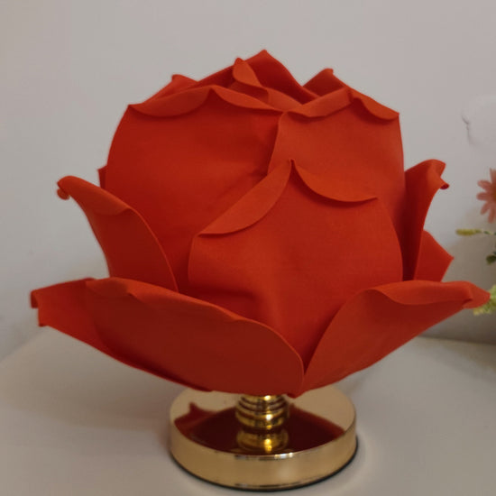 Red Elegant Lotus Flower Table Lamp - Decorative Bedside Night Light for Bedroom Ambiance