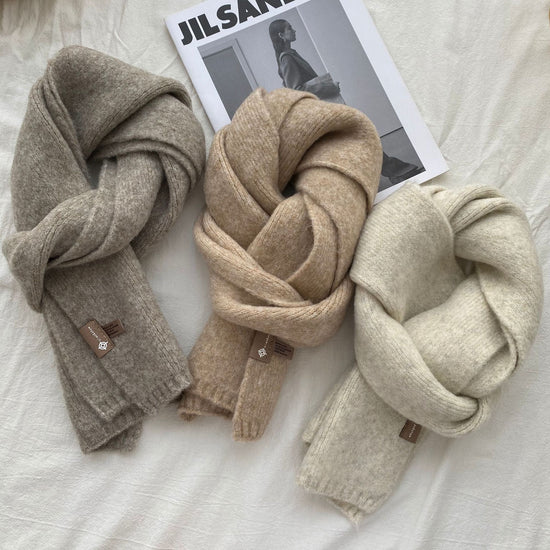 Dark Green Luxuriously Soft Wool Blend Knit Scarf - Cozy Warm Solid Colour Unisex Winter Essential