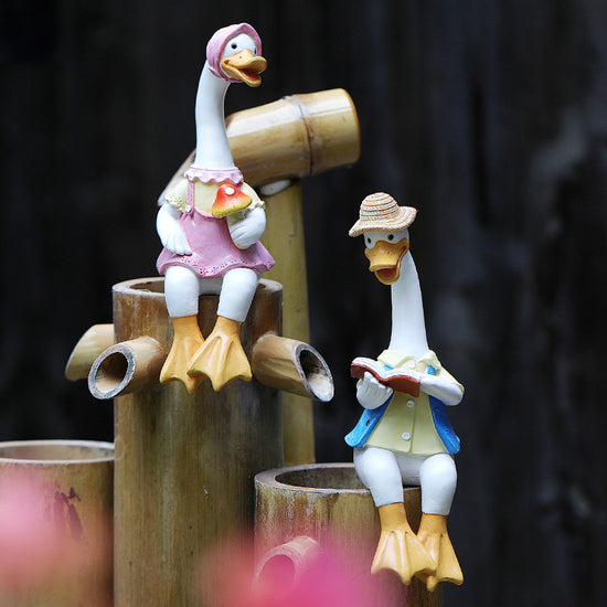 Garden Cartoon Reading Duck Couple Figurines - Outdoor Courtyard, Villa, Farm Landscape Decor Crafts