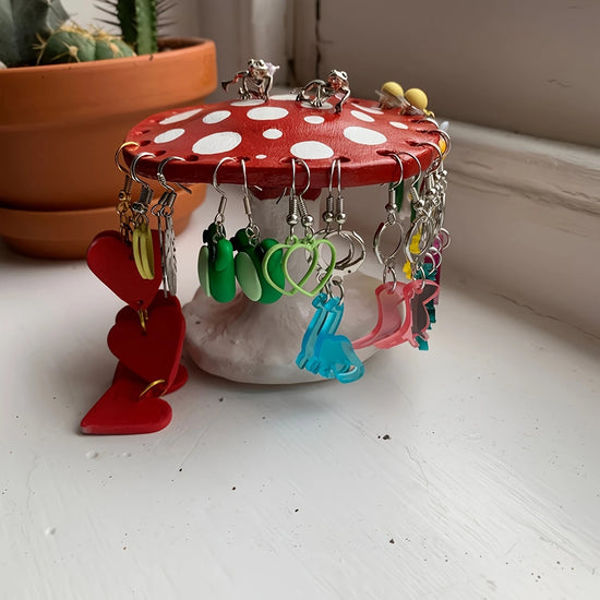 Whimsical Mushroom Earring Holder - Unique Forest-Themed Resin Jewelry Organizer for Vanity & Dresser