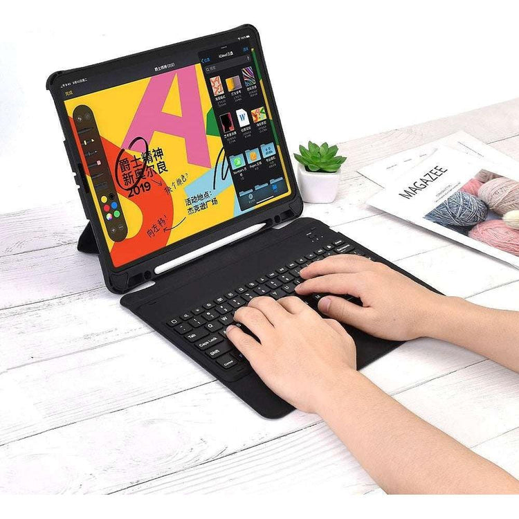 CHOETECH BH-015 Bluetooth Keyboard with Touchpad and Backlight for iPad Pro 12.9 " (Black)