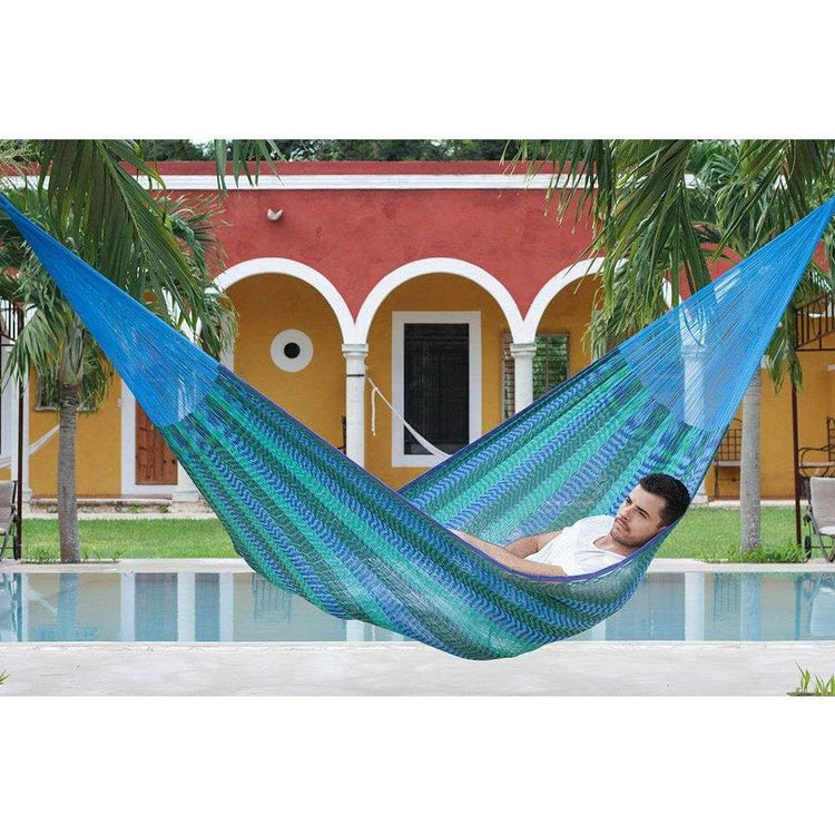 The out and about Mayan Legacy hammock Doble Size in Caribe colour