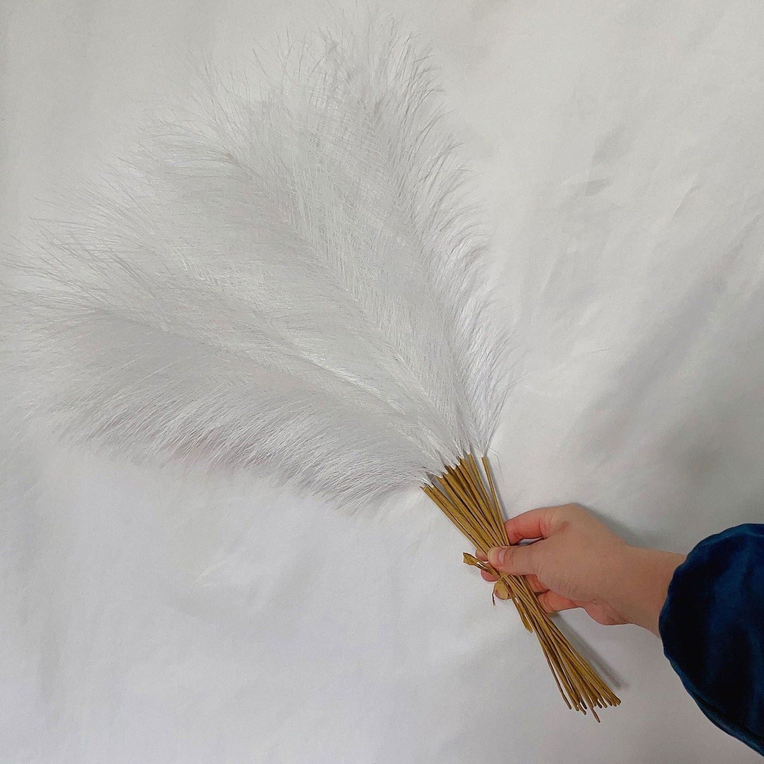 20 sticks Natural White Pampas Grass Bouquet - 21.65&