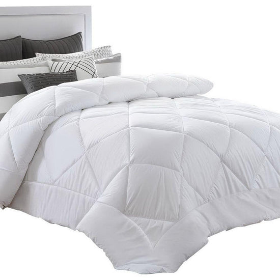 Giselle Bedding 400GSM Microfibre Bamboo Quilt Super King