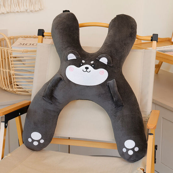 Christmas gift for kids-Kids Travel Pillow, Ergonomic Plush Support for Car Rides, Comfortable Sleep Companion for Children（black dog）