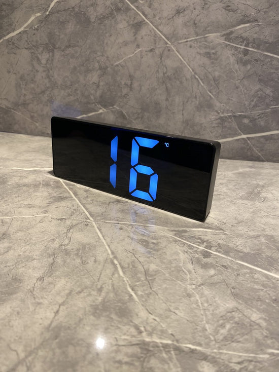Klok Digital Deluxe - Bedroom - Sound Sensor - Wekker - Black - USB - Battery - LED Wit