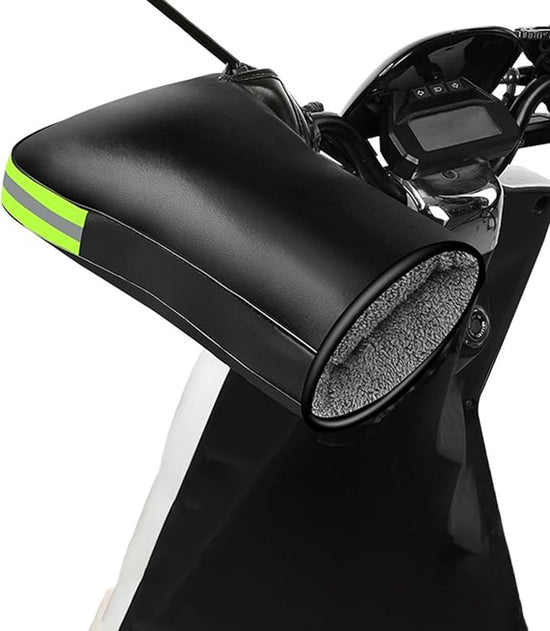 Cycling Gloves - 1 Pair - Extra Padded Cycling Gloves - Warm Gloves - Cycling Gloves - Scooter Gloves - Hand Warmers - Bicycle Accessories - With Reflective Strips - Winter - Windproof - Waterproof （Black）