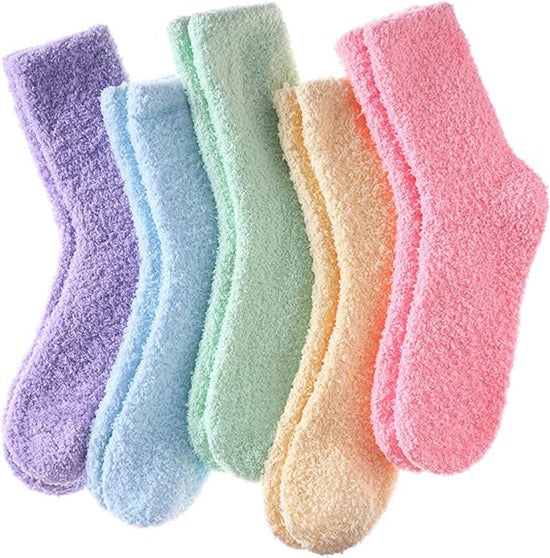 5 Pairs of Women&