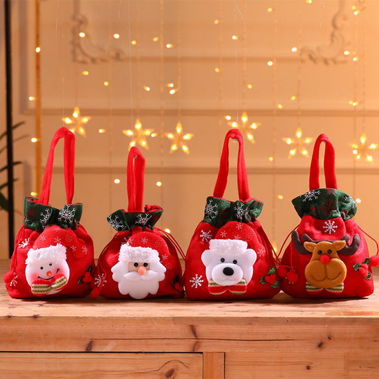 Christmas Gift Bags - Set of 4 - Velvet Material - Candy Bags for Kids - Christmas Apple Bags - Reusable Christmas Gift Bags - Party Bags - 20*20cm