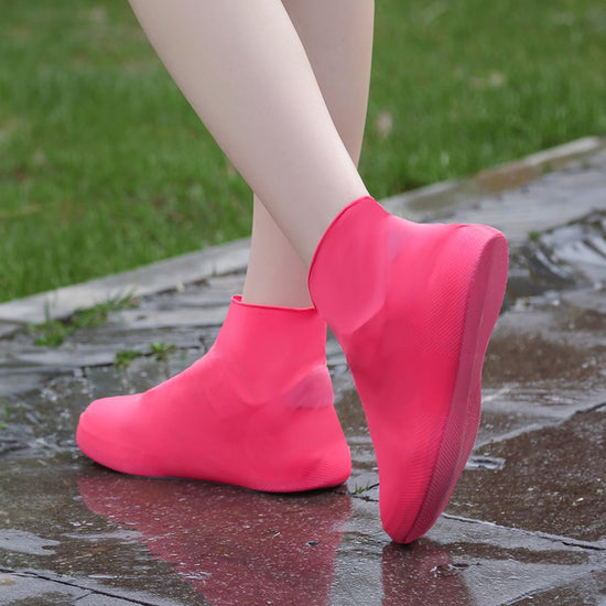 Overshoes - 1 Pair - Waterproof Silicone Overshoes - Reusable, Non-slip, Suitable for Outdoor Activities (Pink - Size L)