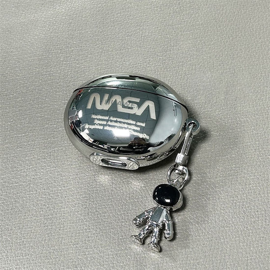 Laser Engraved Astronaut + Matching Keychain Apple AirPods 3
