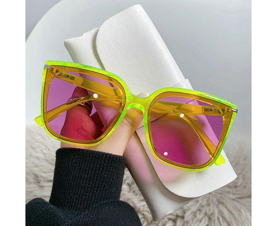 Fashion Classic Square Frame Sunglasses Women Vintage Oversized Sun Glasses Brand Shades for Female Candy Colors Eyewear