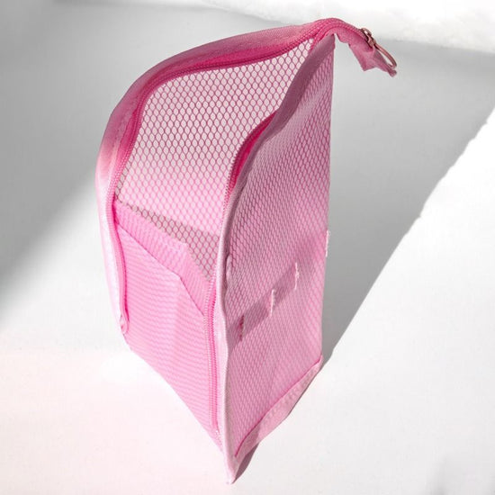 EVA Mesh Travel Toothbrush Organizer, Portable Toiletry Pouch, Multifunctional Organizer for Toothpaste, Eyebrow Pencils, and Lipstick - Pink