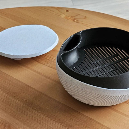 2-Tier Snack Bowl with Shell Disposal Compartment – Must-Have for Living Room