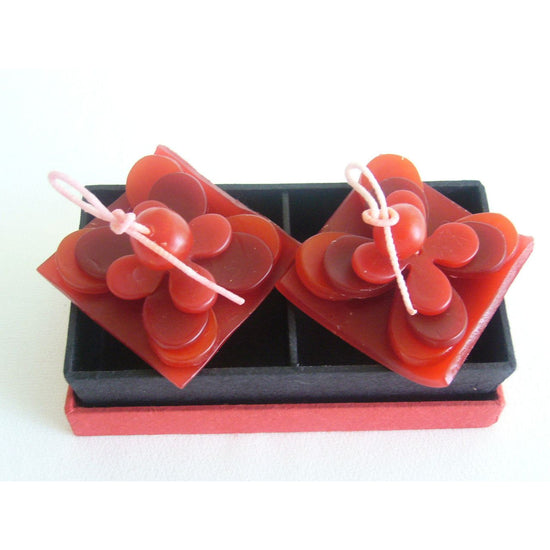 2 Red Lotus Floating Candles in Red Black Gift Box Set Birthday Xmas Valentine Mothers Day Gift Present