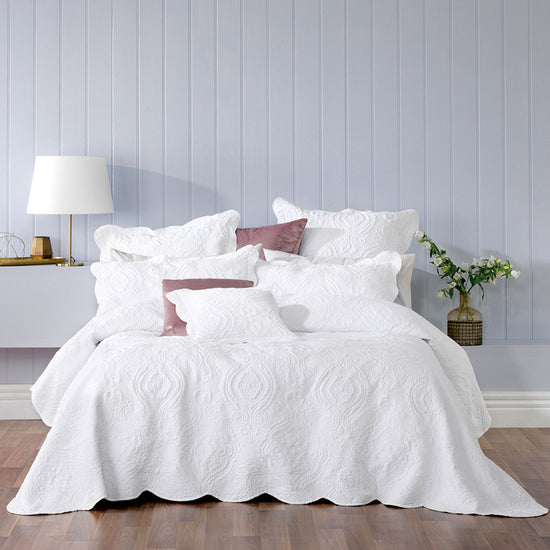 Bianca Elegance Cordelia White Bedspread Set King