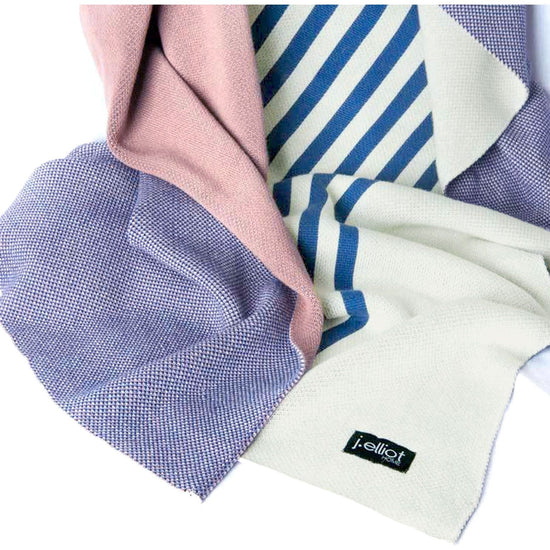 J.Elliot Home Gemma 100% Cotton Throw Rug Santorini Blue/ Dusty Pink Home