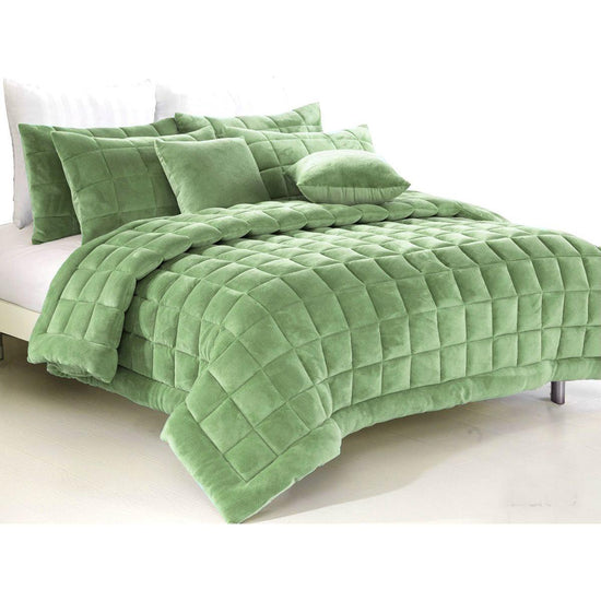 Alastairs Augusta Faux Mink Quilt / Comforter Set Sage King