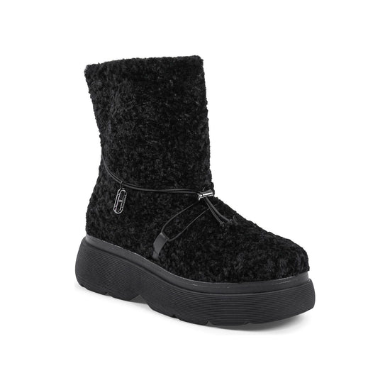 Modern Shearling Ankle Boot with Rubber Soles - 36 EU