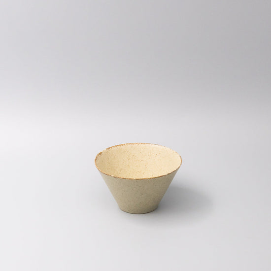Bowl Fluted 13cm Sand Fade Glaze