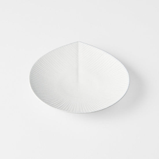 Plate 17.5cm Snow Leaf Glaze