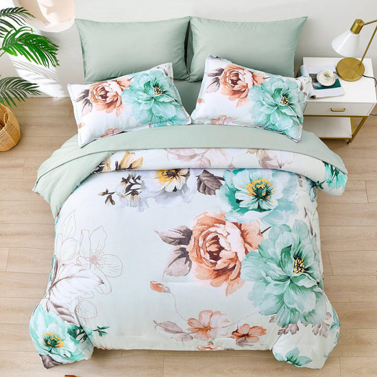 Warm Floral Comforter Set, Queen/King Size, Cozy Quilted Bedding with Pillowcases