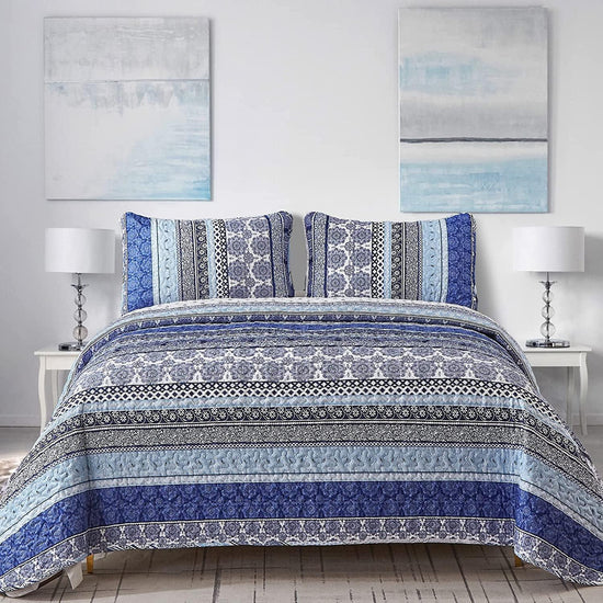 Sophisticated Quilted Coverlet and Pillowcases Set: A Timeless Addition-Queen