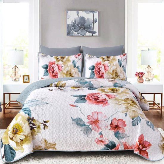 Vibrant Quilted Bedspread and Pillowcases Set: Add Color and Comfort to Your Space-Queen