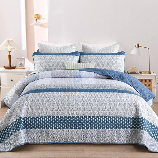 Dazzling Quilted bedspread and pillowcovers set: Add Sparkle to Your Space-Queen