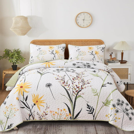 Decorative Quilted Coverlet and Pillowcases Set: Elevate Your Home Decor-Queen