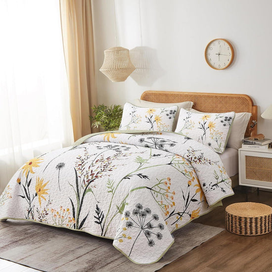 Decorative Quilted Coverlet and Pillowcases Set: Elevate Your Home Decor-Queen