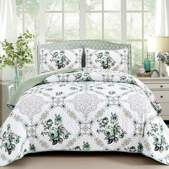 Exquisite Quilted Bedspread and Pillowcases Set: A Touch of Elegance for Your Space-Queen