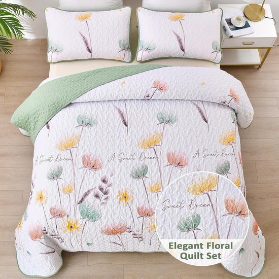 Intricate Quilted Coverlet and Pillowcases Set: A Work of Art for Your Bedroom-Queen