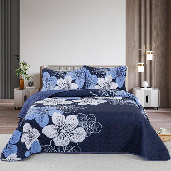 Lavish Quilted Coverlet and Pillowcases Set: Luxurious Comfort for Your Bed-Queen