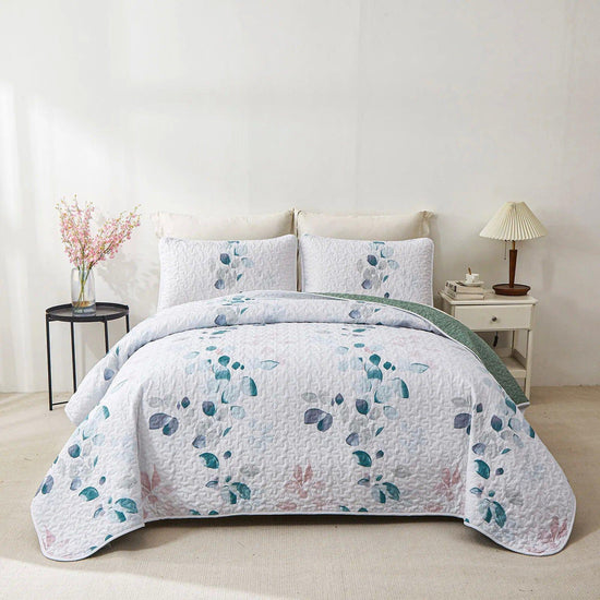 Refreshing Quilted bedspread and pillowcovers set: Cool and Inviting-Queen