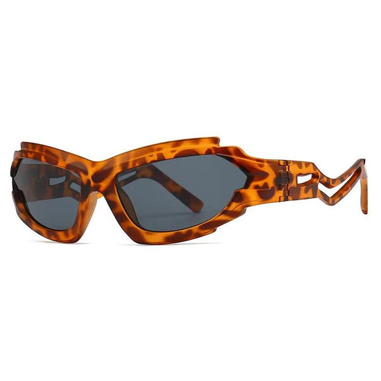 Futuristic Sports Wrap Man Sunglasses - Bold Leopard Frames with UV Protection