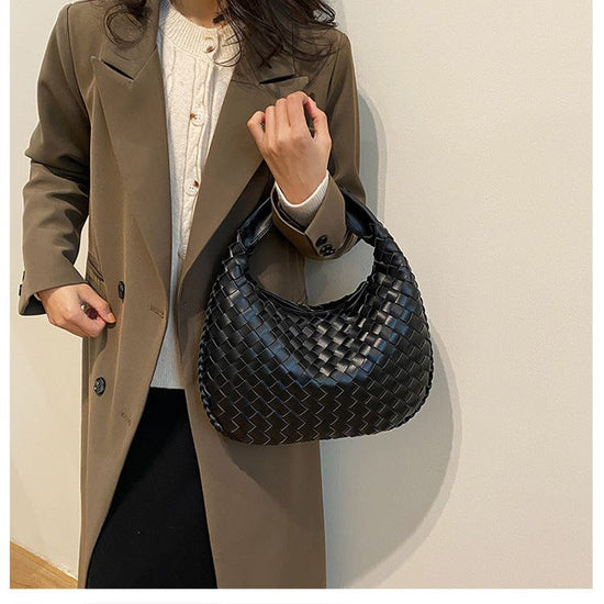 Luxury Woven Leather Hobo Bag - Elegant Shoulder Tote 34*21cm (Black)