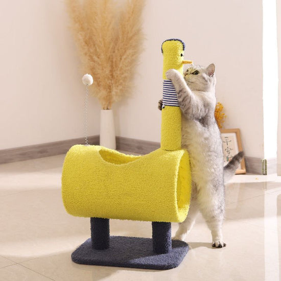 Chicken-Theme Cat Tree with Tunnel - Multi-Functional Cat Scratching Post and Playhouse