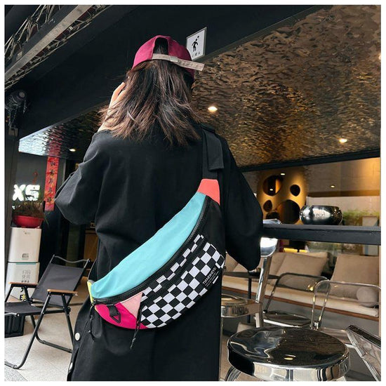 Multi-Coloured Patchwork Black and White Check Trendy Checkered Crossbody Bag - Color-Block Chest Bag for Men and Women, Lightweight Nylon Waist Bag
